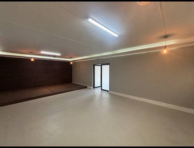 494M² FACTORY TO LET IN FIRGROVE
